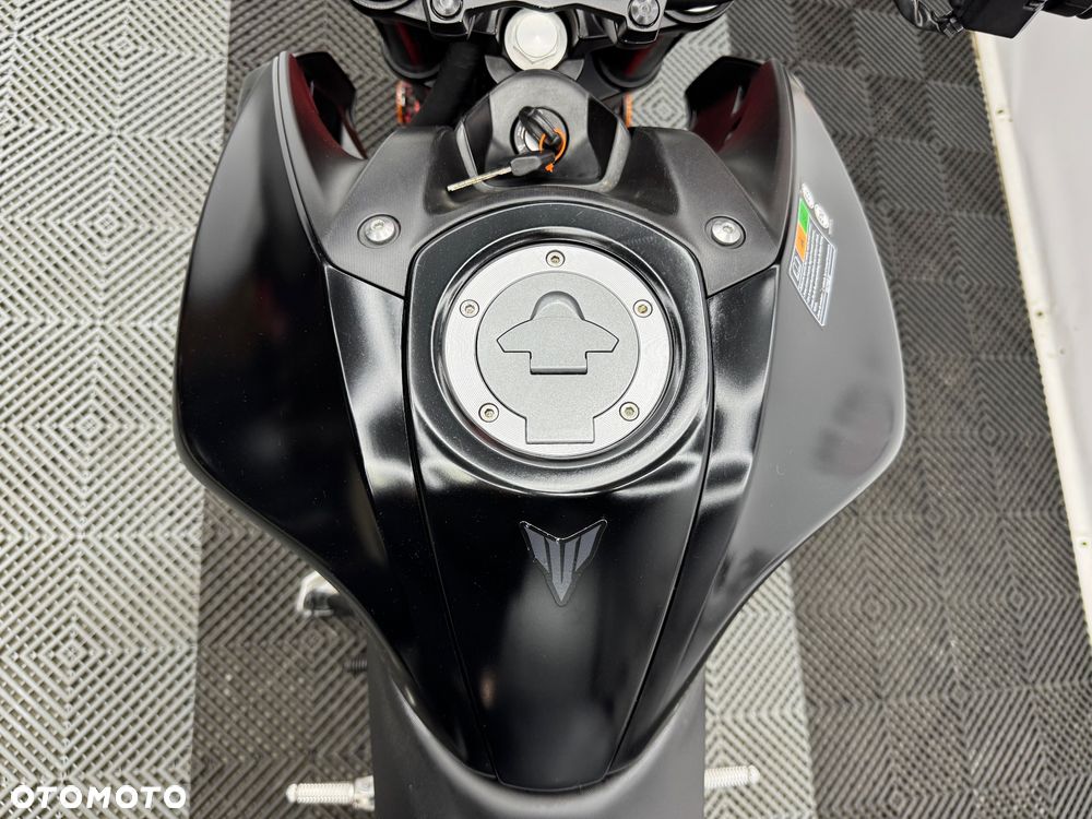 Yamaha MT - 22