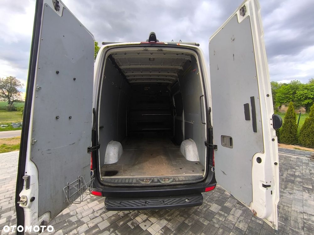 Mercedes-Benz Sprinter - 7