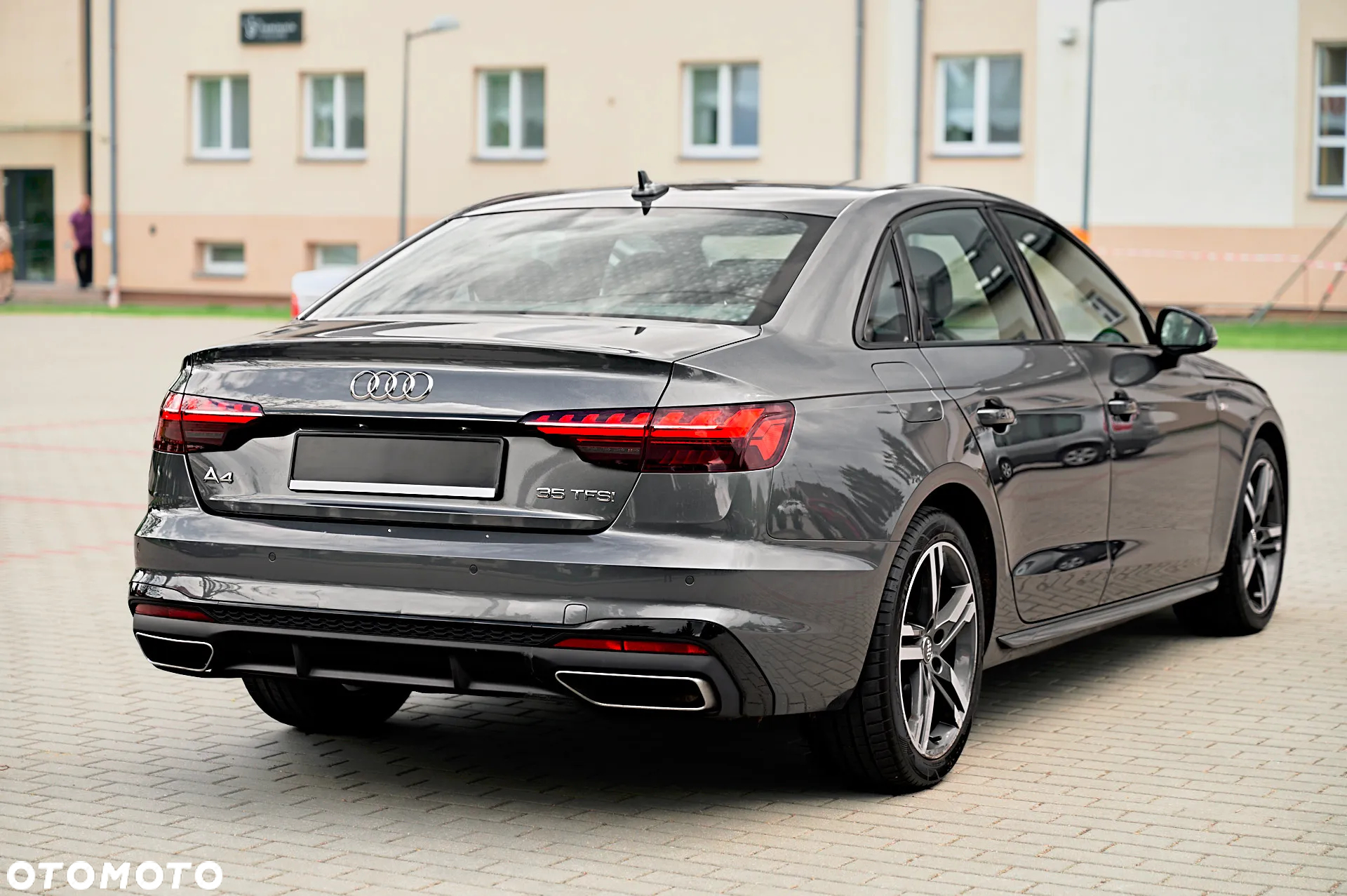 Audi A4 35 TFSI Sport S tronic - 12