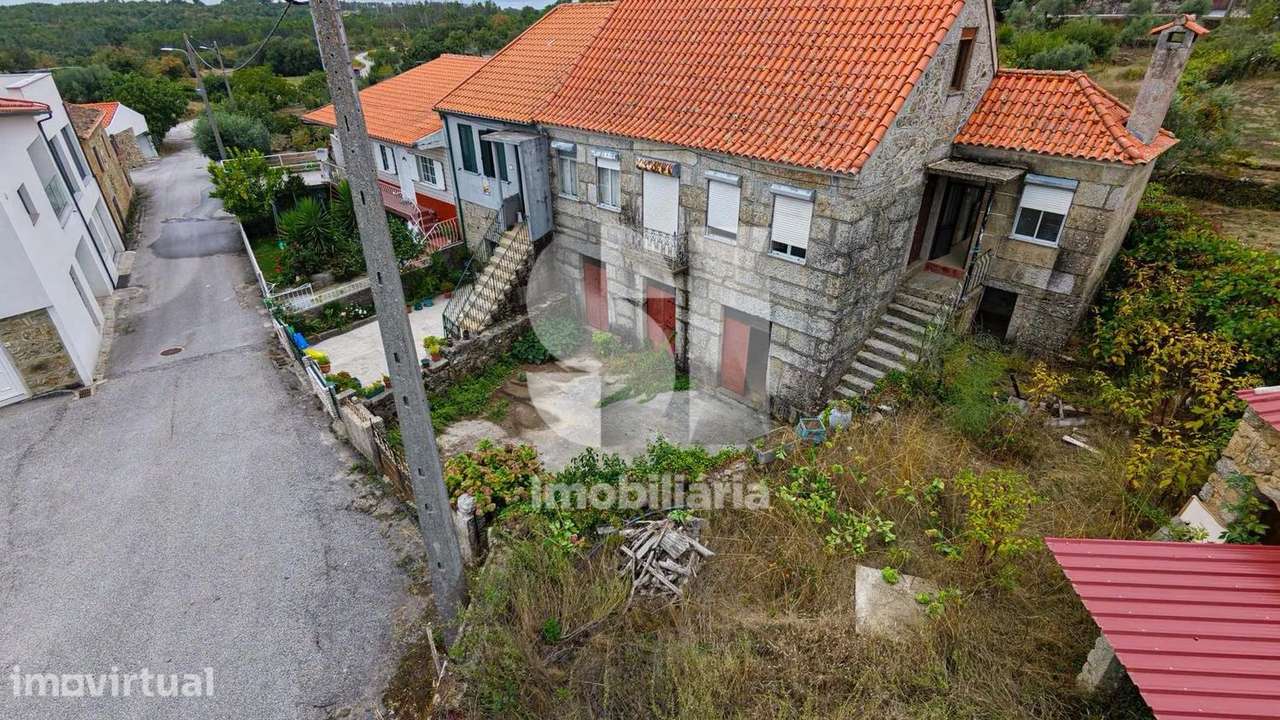 Moradia em Pedra - Grande imagem: 4/30