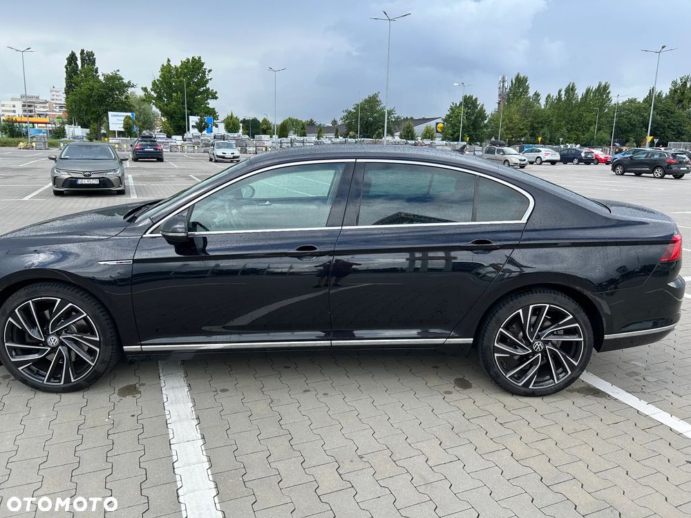 Volkswagen Passat - 16