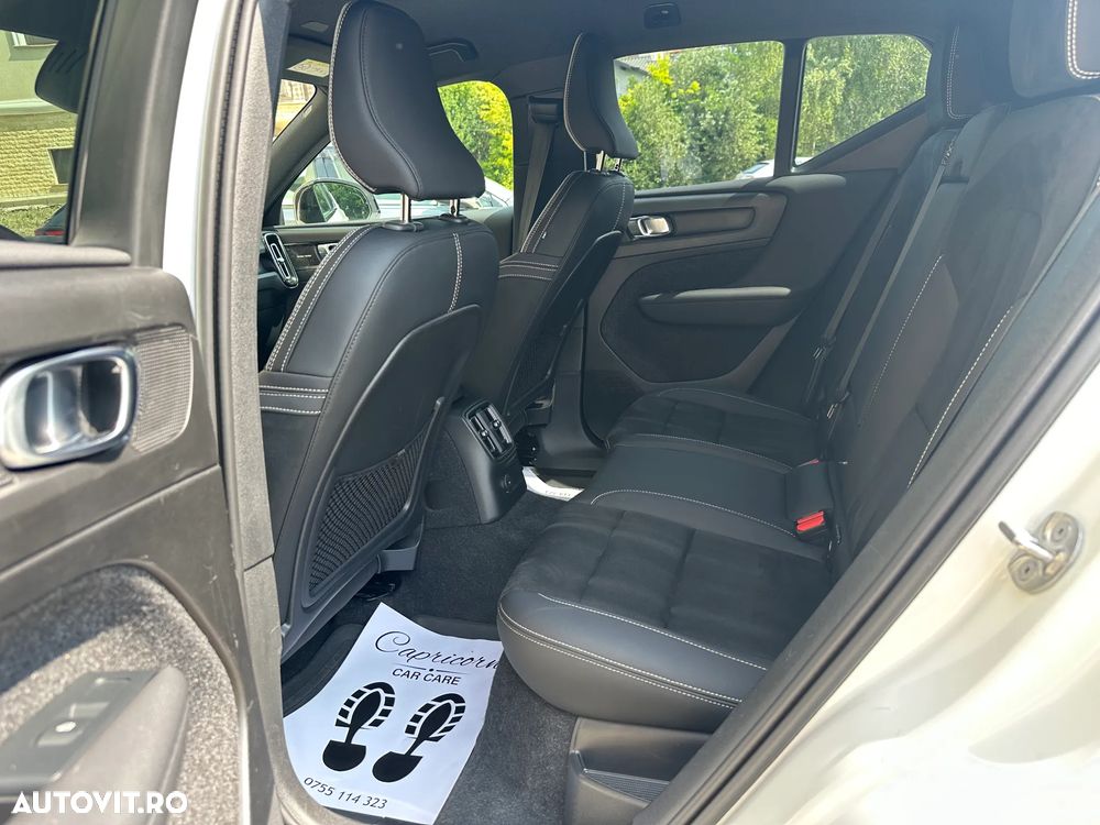 Volvo XC 40 Recharge T5 Twin Engine AT7 Inscription - 11