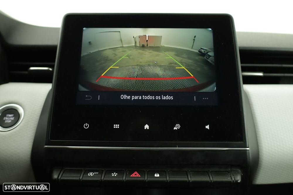 Renault Clio 1.0 TCe Techno Bi-Fuel - 12