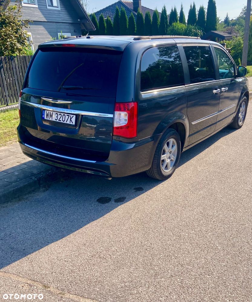 Chrysler Town & Country 3.6 Touring - 17