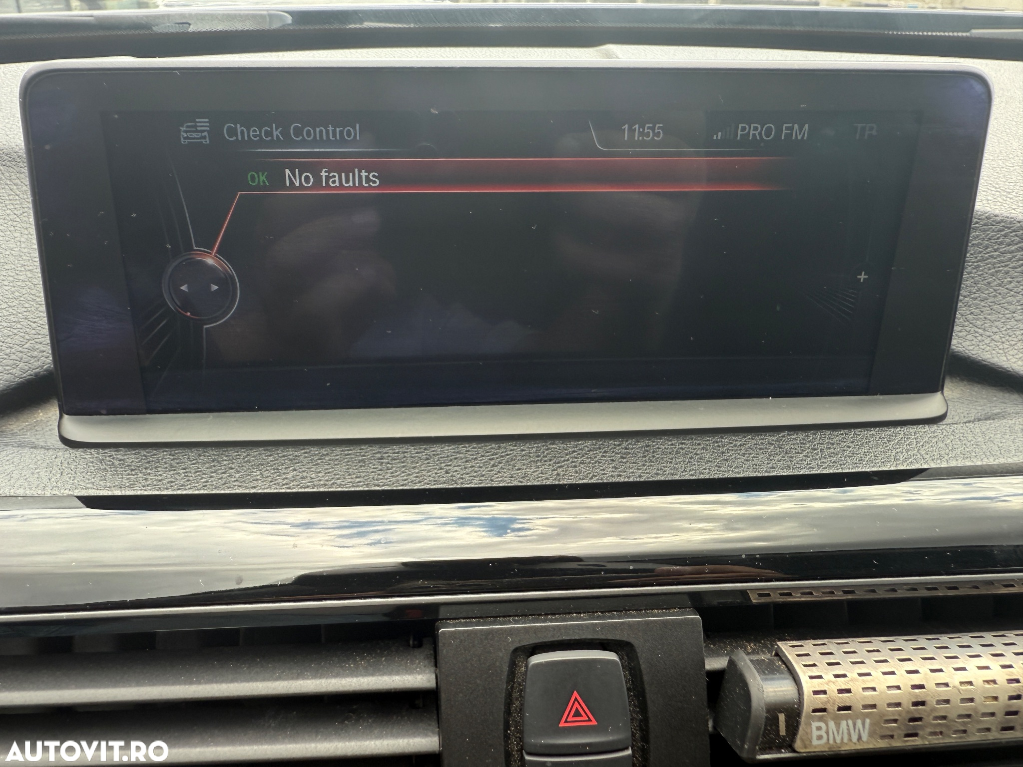 BMW Seria 3 320d Aut. Sport Line - 25