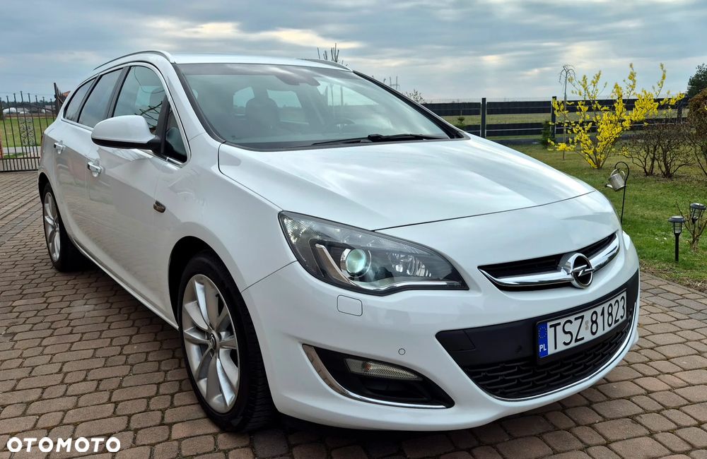 Opel Astra 2.0 CDTI DPF Innovation - 10