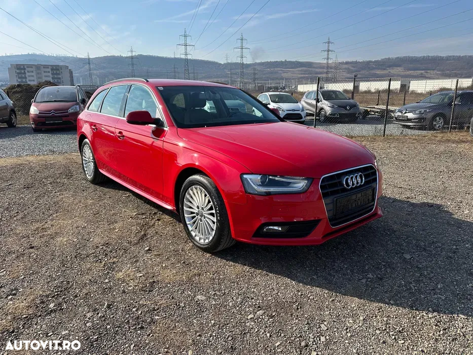 Audi A4 Avant 2.0 TDI ultra S tronic - 8