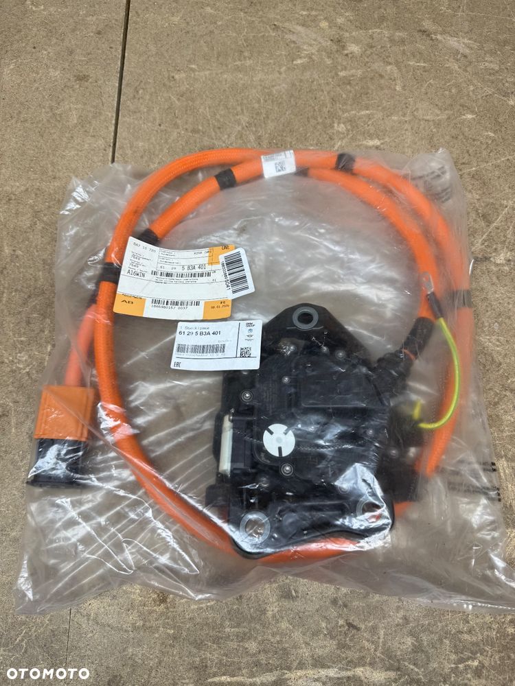 PRZEWODY ŁADOWANIA WIĄZKA GNIAZDA ŁADOWANIA BMW 5 G60 5B3A401