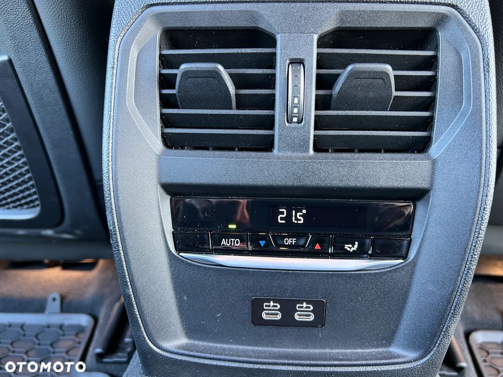 BMW Seria 3 320d Sport Line Shadow - 25
