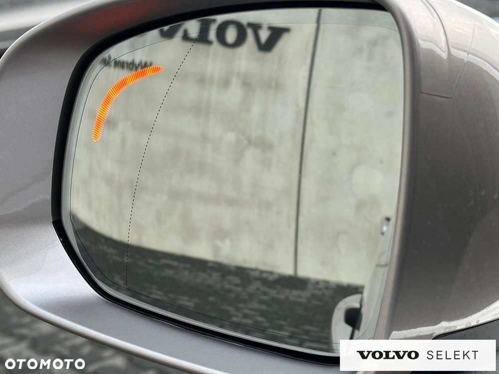 Volvo XC 90 - 20