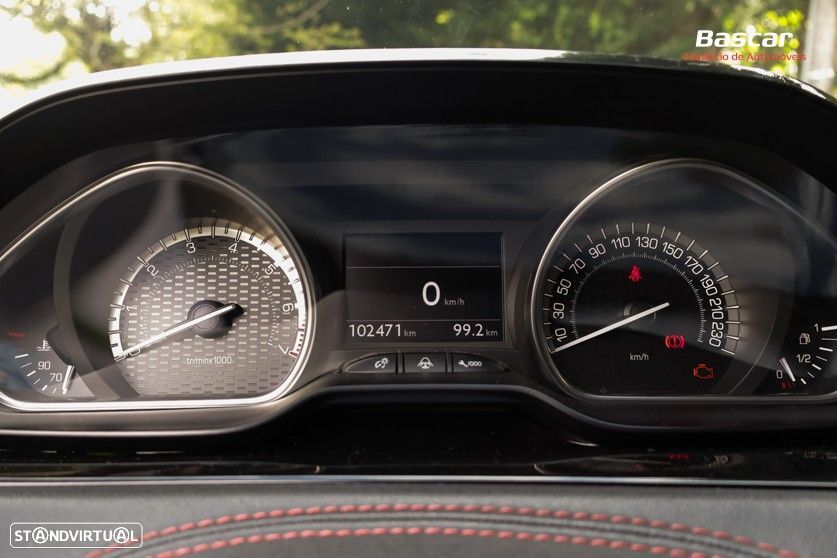 Peugeot 208 1.6 THP GTi - 40