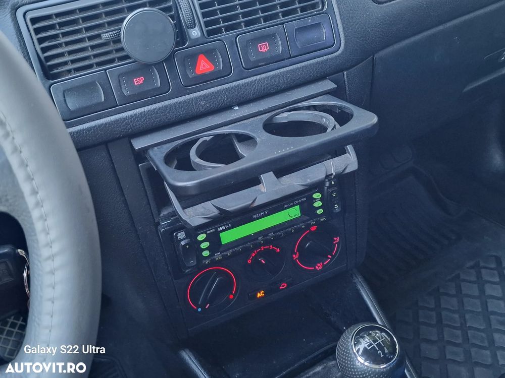 Volkswagen Golf - 16