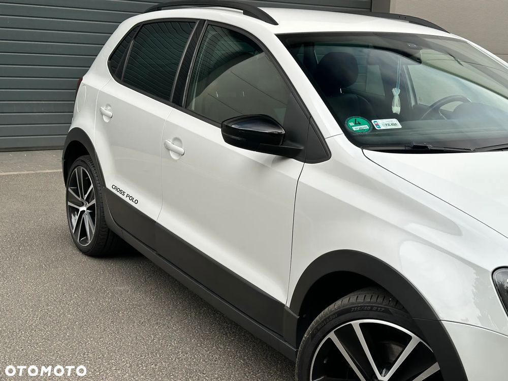 Volkswagen Polo 1.6 TDI Cross Urban White - 4