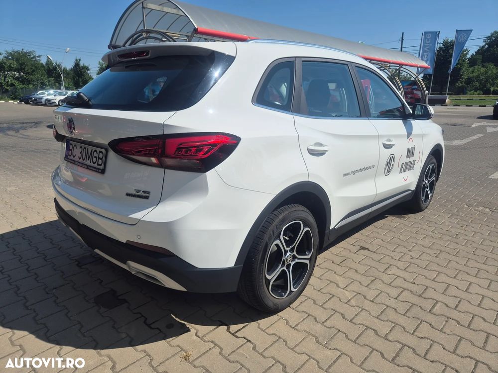 MG ZS HEV 1.5 GSI AT Excite - 5