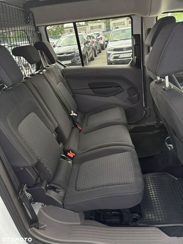 Ford Transit Connect - 14