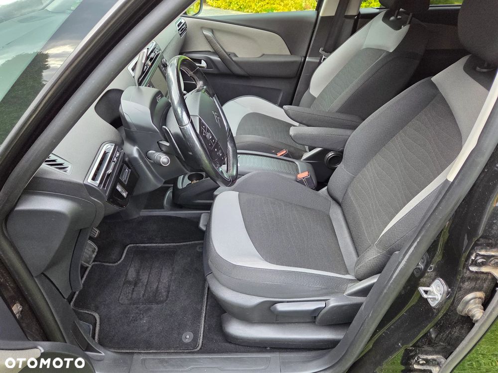 Citroën C4 Grand Picasso - 12