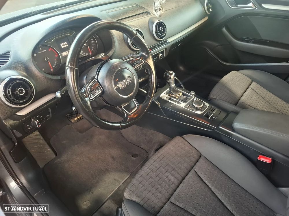 Audi A3 Limousine 1.6 TDI Sport S tronic - 18