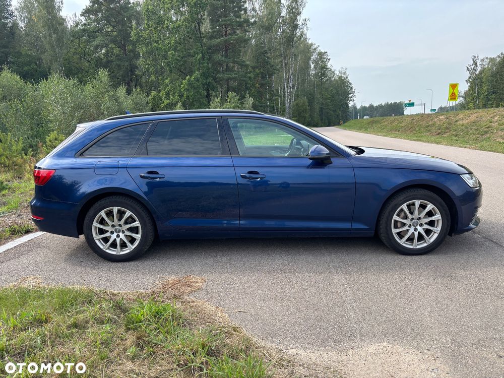 Audi A4 Avant - 4