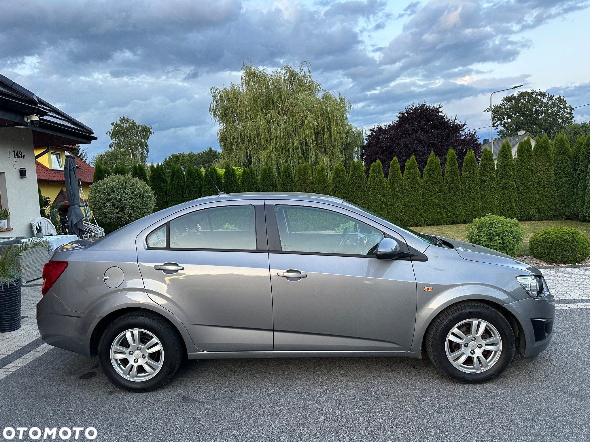 Chevrolet Aveo 1.4 LT - 10
