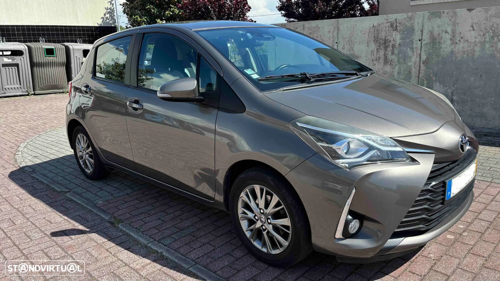 Toyota Yaris 1.0 VVT-i Comfort+P.Style - 1