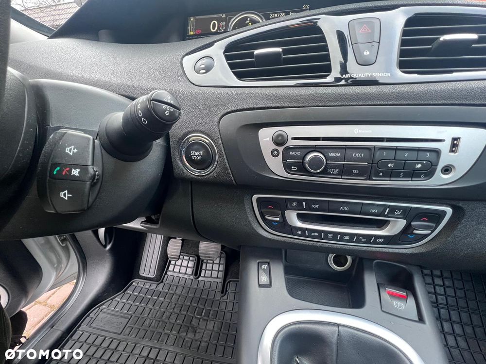 Renault Scenic 1.5 dCi Energy Limited EU6 - 12