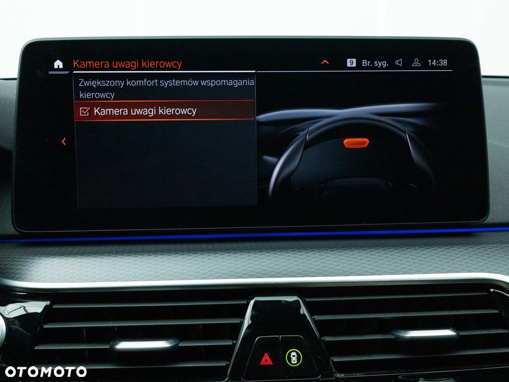 BMW Seria 5 530i xDrive M Sport sport - 27