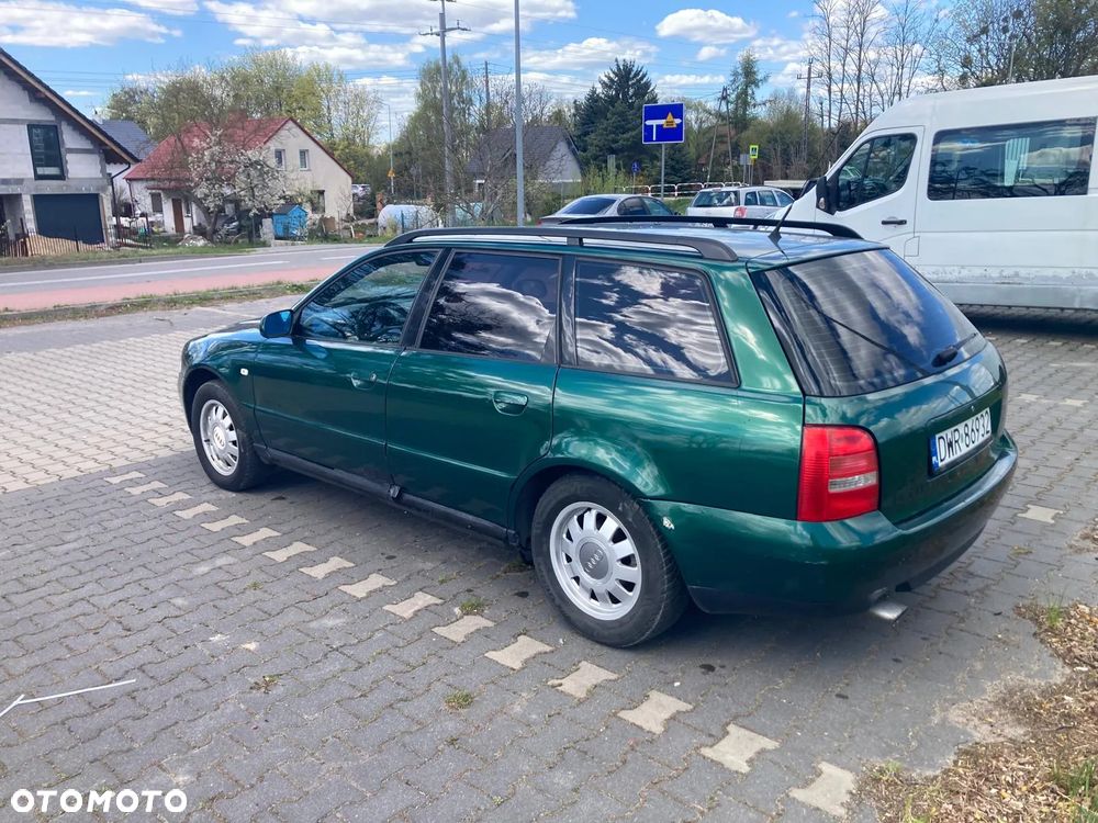 Audi A4 Avant 1.8 - 5