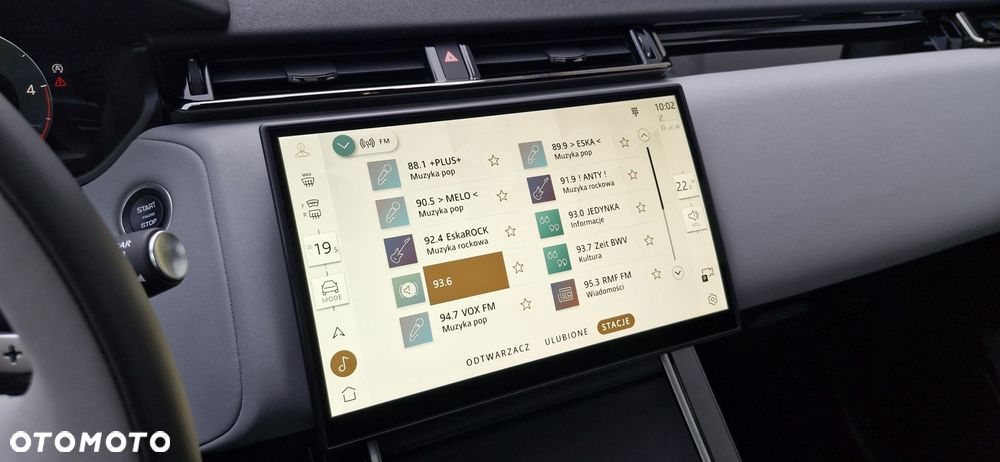 Land Rover Range Rover Velar 2.0 D200 mHEV Dynamic SE - 11