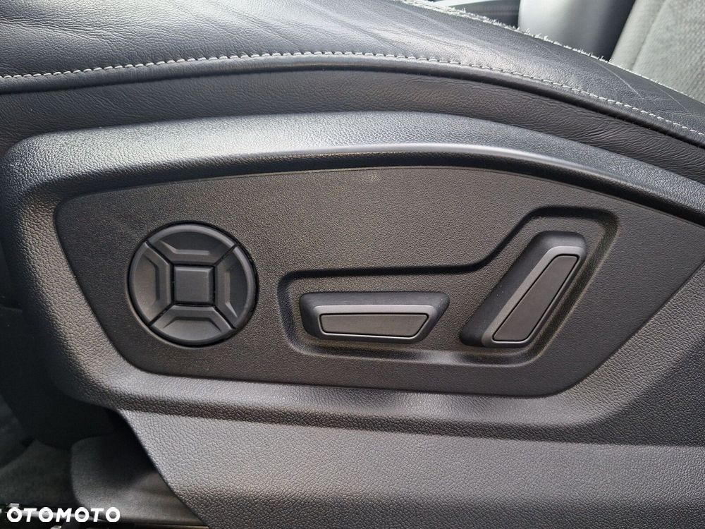 Audi Q8 - 15