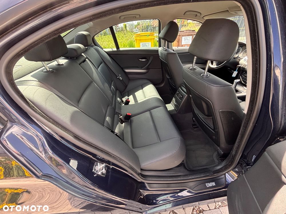 BMW Seria 3 320d DPF - 14