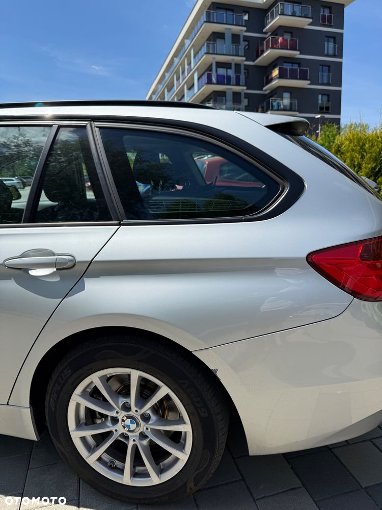 BMW Seria 3 318d Sport Line - 14