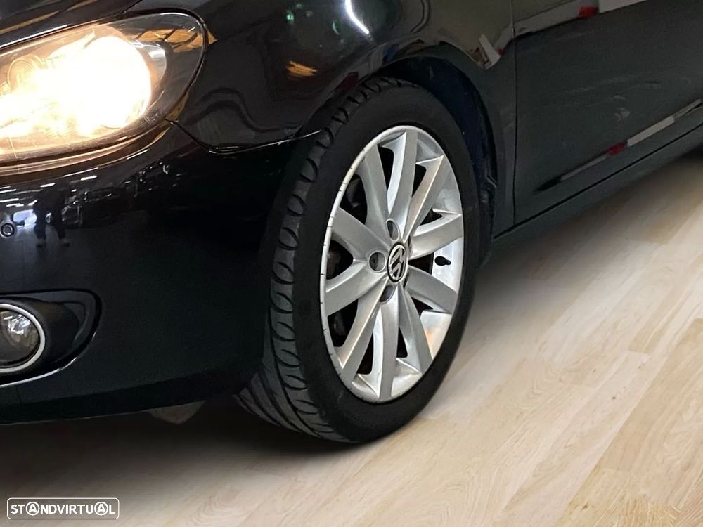 VW Golf Variant 1.6 TDi Highline DSG - 6