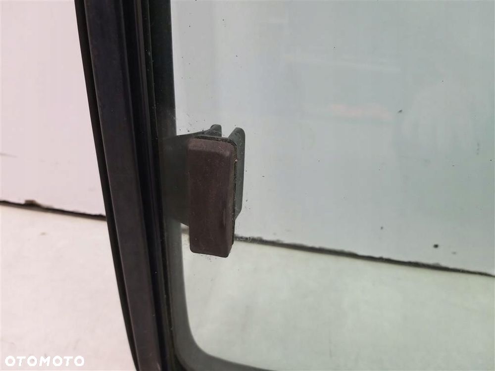 Szyba rozsuwana boczna BUS AUTOBUS 102 CM Iveco DAILY - 4