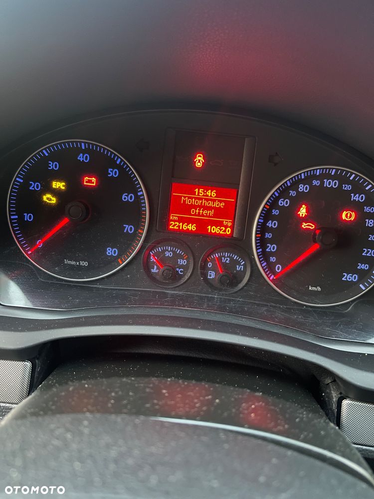 Volkswagen Golf - 18