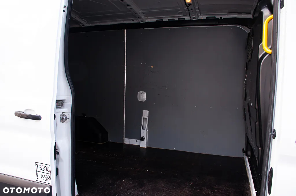 Ford Transit - 21