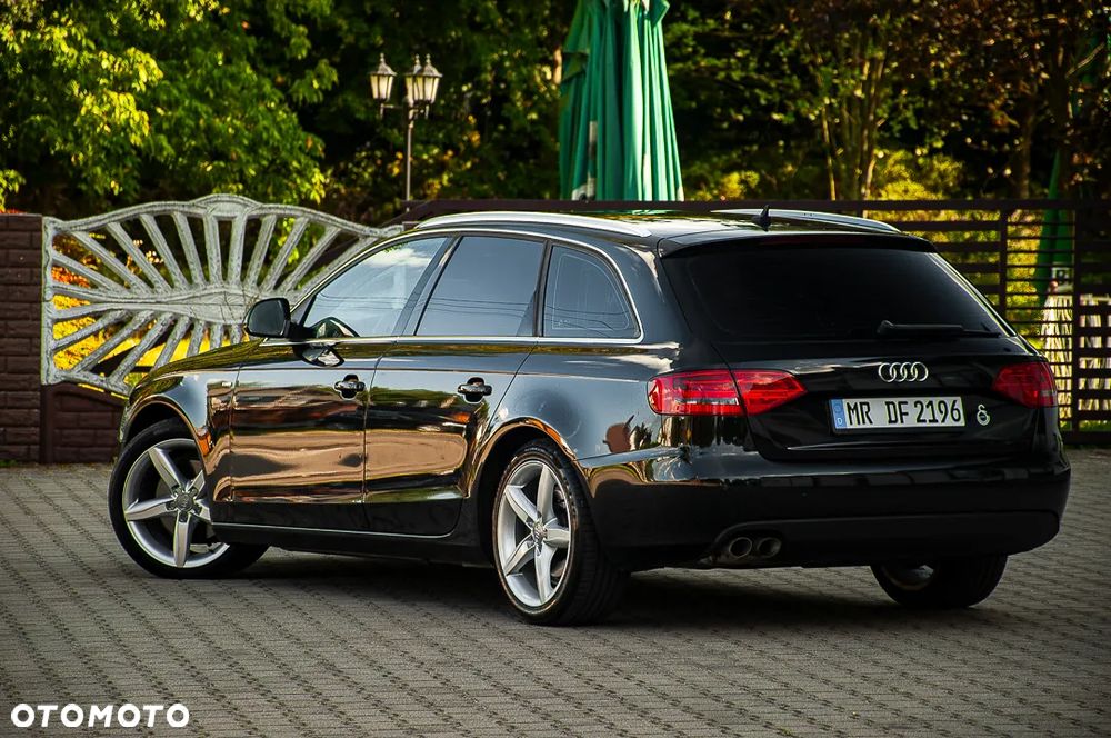 Audi A4 Avant 2.0 TDI - 16