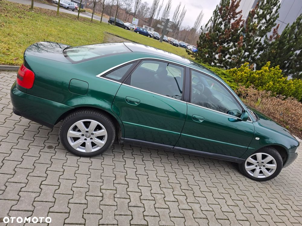 Audi A4 Limousine - 18