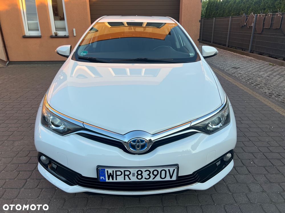Toyota Auris 1.8 HSD Sol - 8