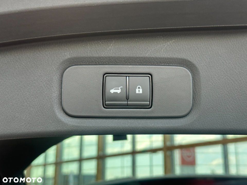 Nissan Qashqai - 4
