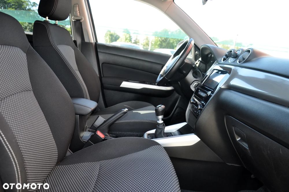 Suzuki Vitara - 37
