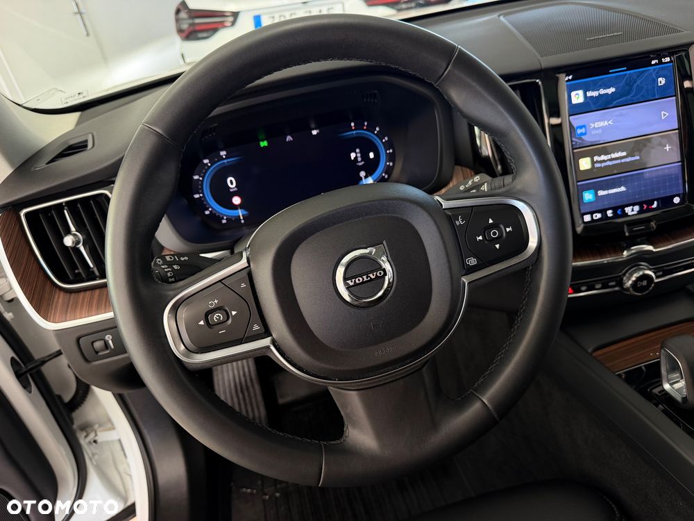 Volvo XC 60 - 26