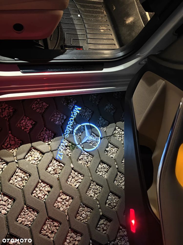 Mercedes-Benz CLA - 11