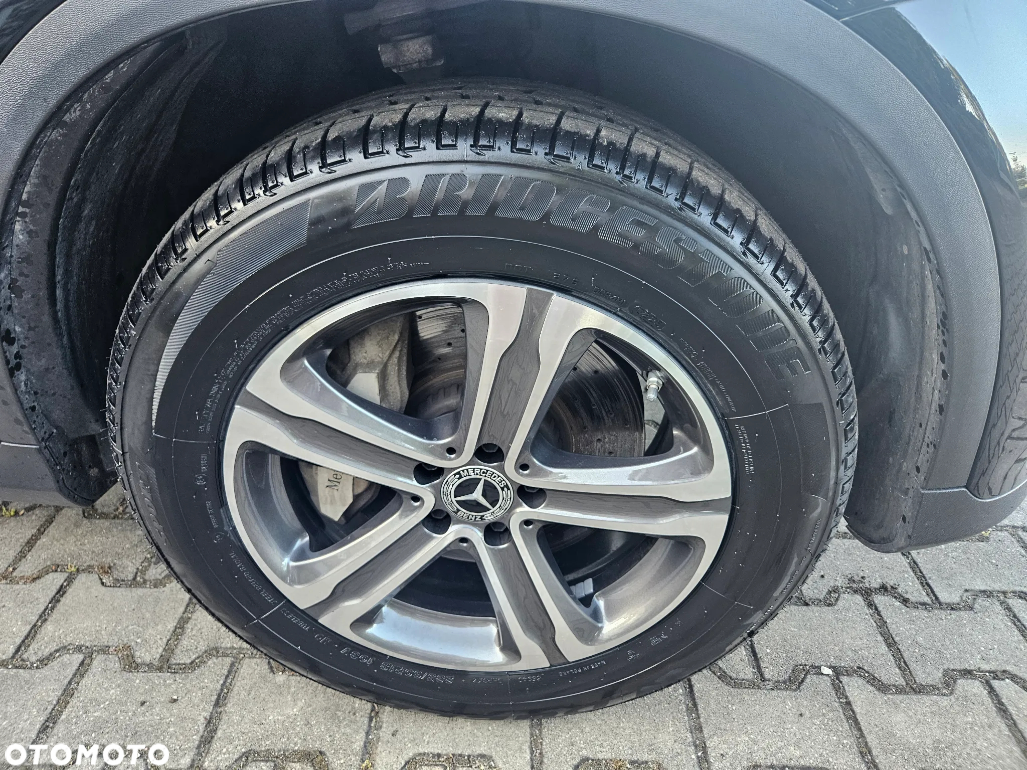 Mercedes-Benz GLC 300 e 4-Matic - 11