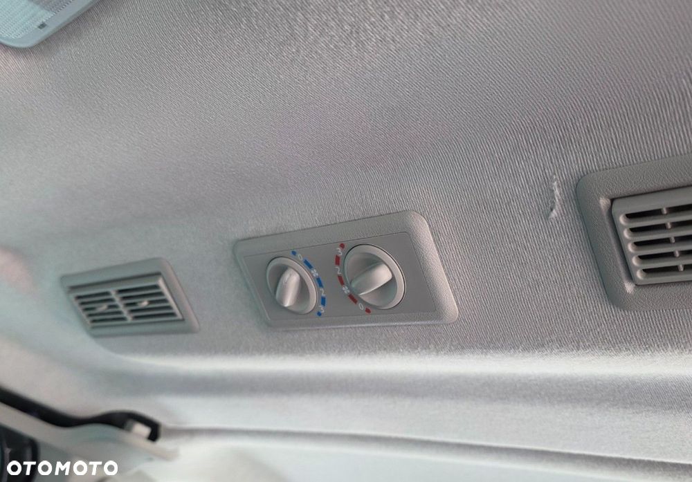 Renault Trafic - 30