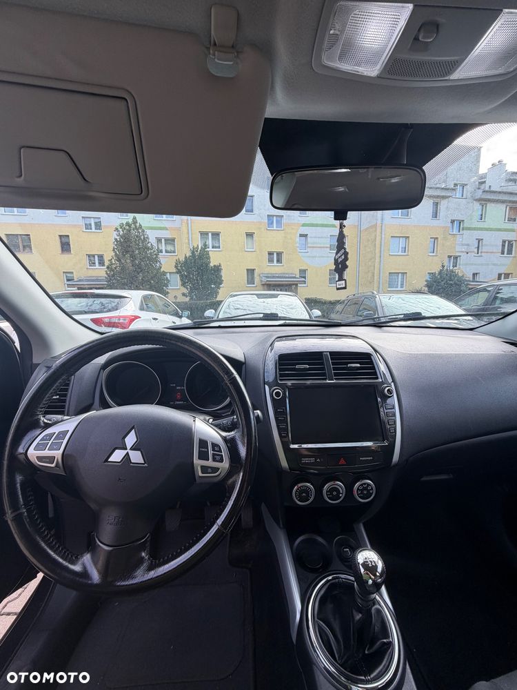 Mitsubishi ASX - 11