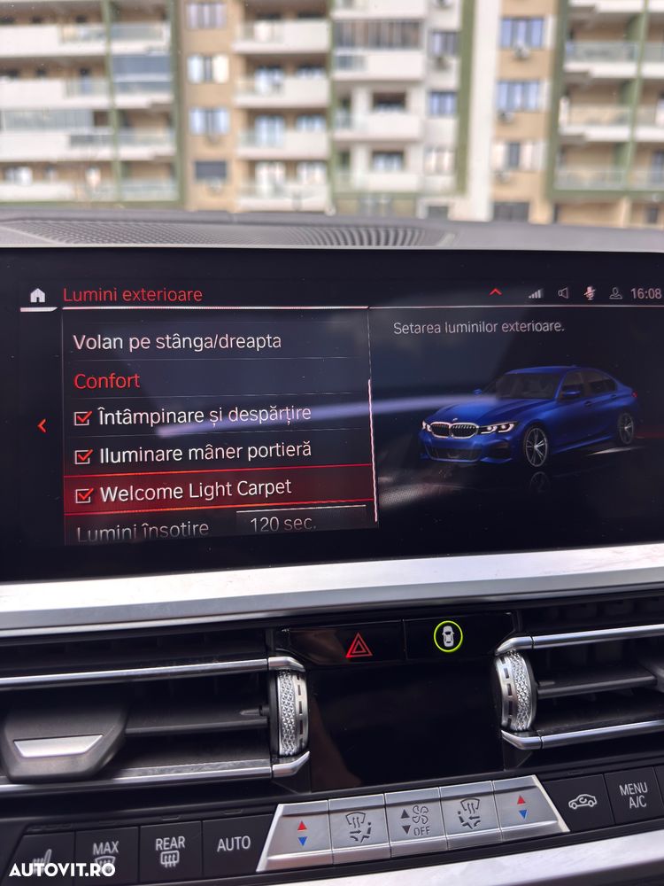 BMW Seria 3 330i AT M Sport - 30