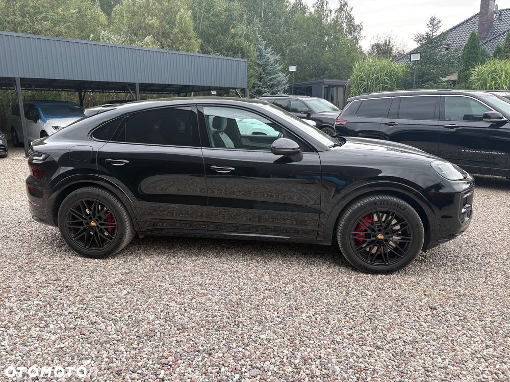 Porsche Cayenne - 3