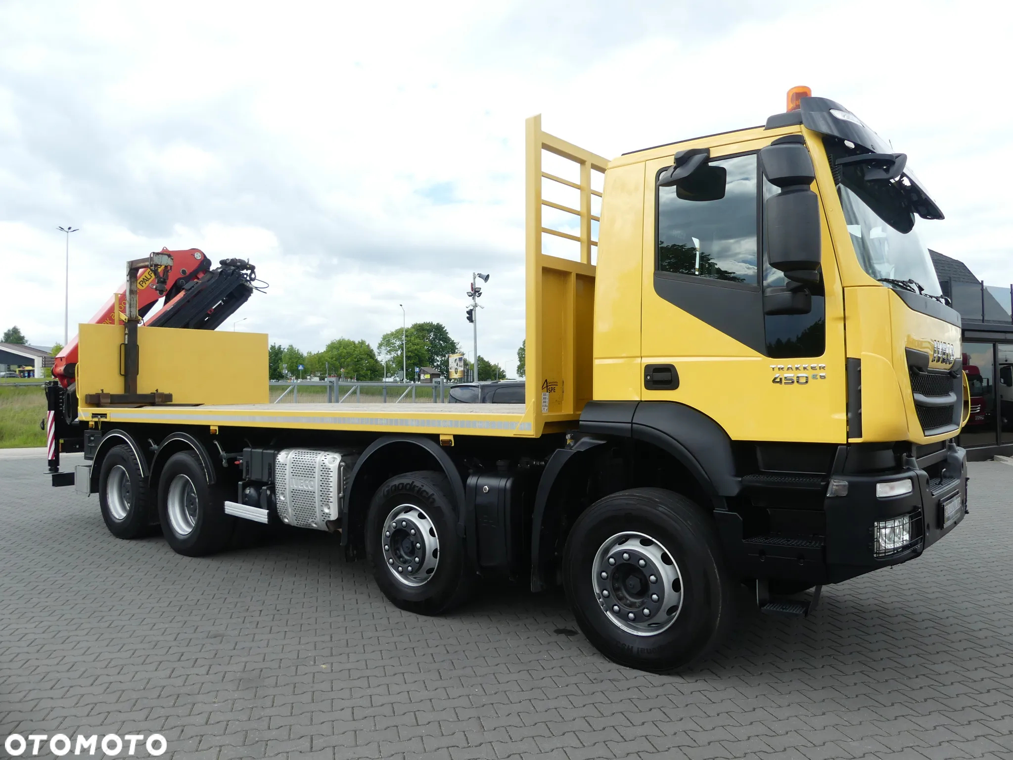 Iveco TRAKKER 450 / 8x4 / EURO 6 / HDS PALFINGER PK 22002-EH / - 19
