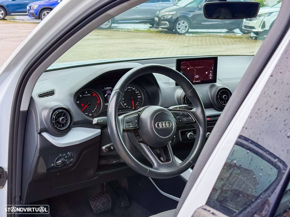 Audi Q2 30 TDI S tronic - 10