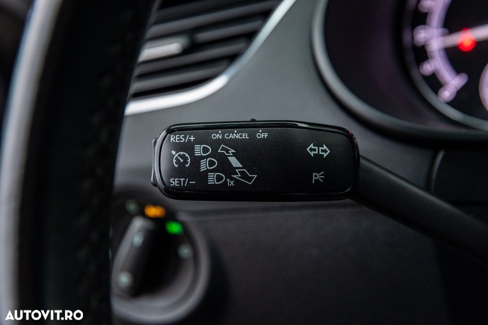 Skoda Octavia 2.0 TDI (Green tec) DSG Joy - 25